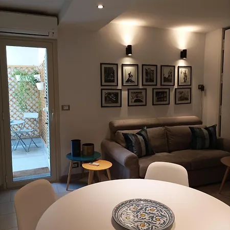 Casa Nichitta アパート